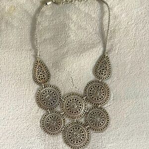 Stella and Dot necklace